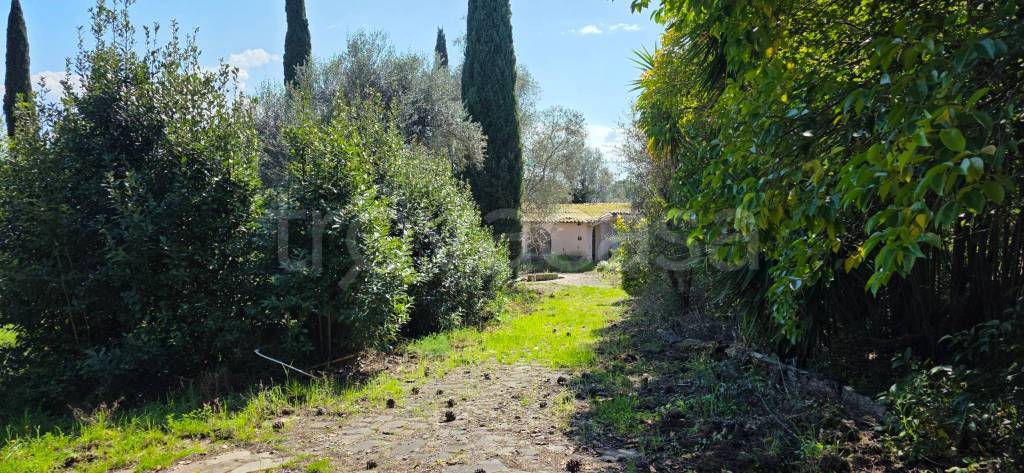 casa indipendente in vendita a Morlupo