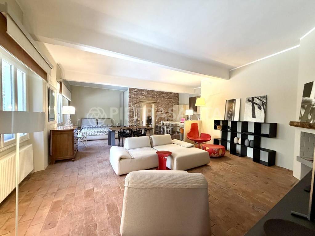 appartamento in vendita a Camaiore in zona Lombrici