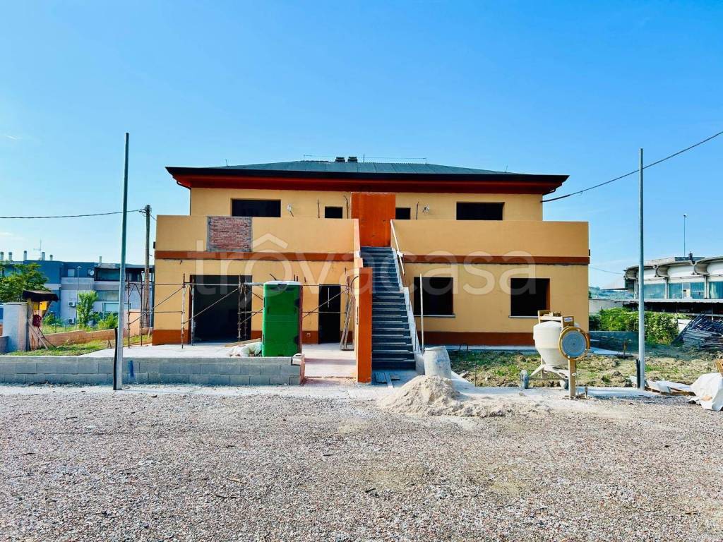 immagine annuncio 2 di 12