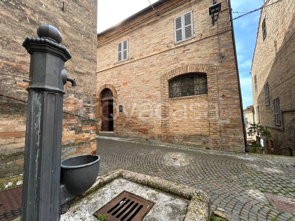 immagine annuncio 1 di 12
