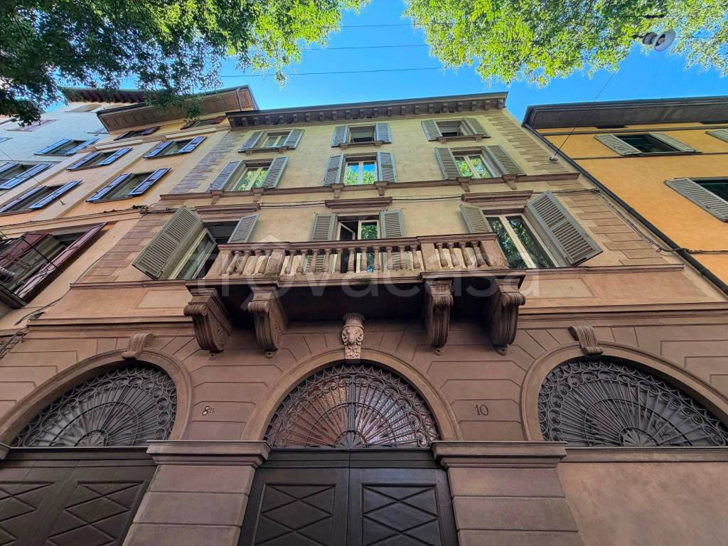 immagine annuncio 1 di 14