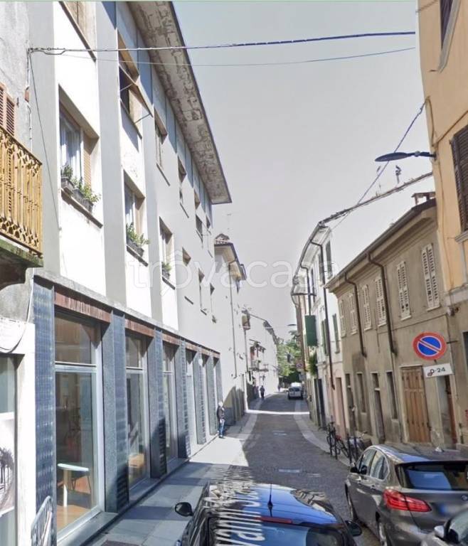 ufficio in vendita a Voghera