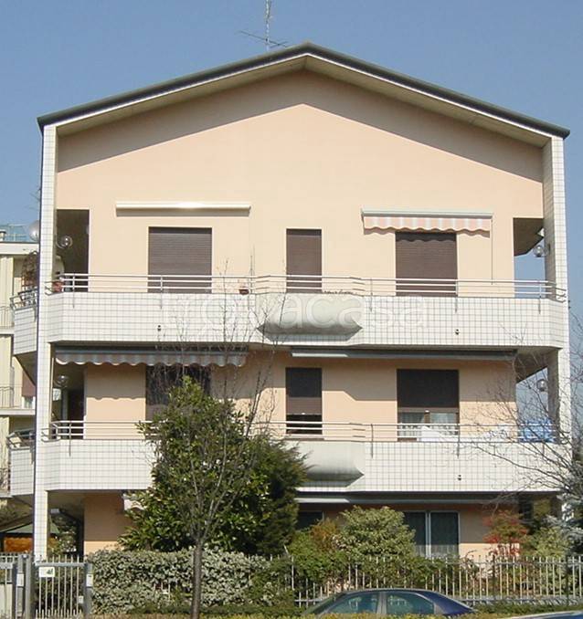 immagine annuncio 2 di 4