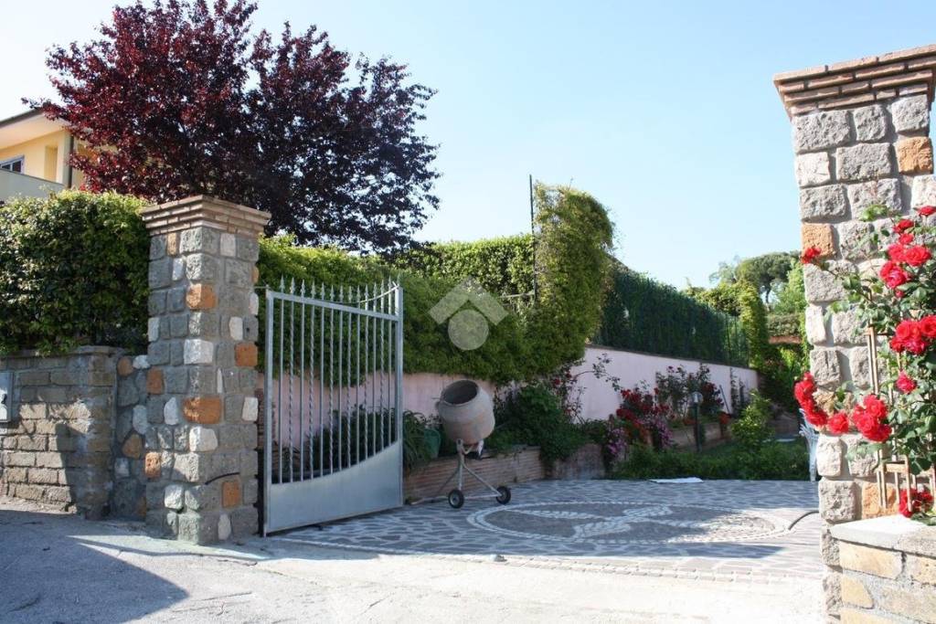 immagine annuncio 1 di 8