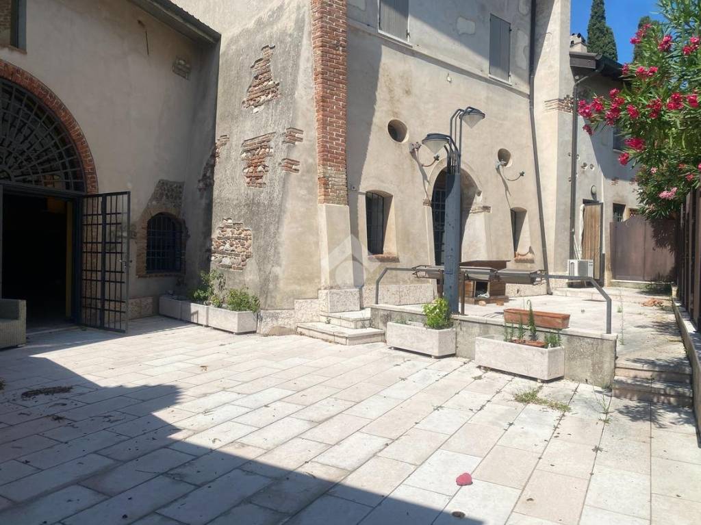 immagine annuncio 5 di 8