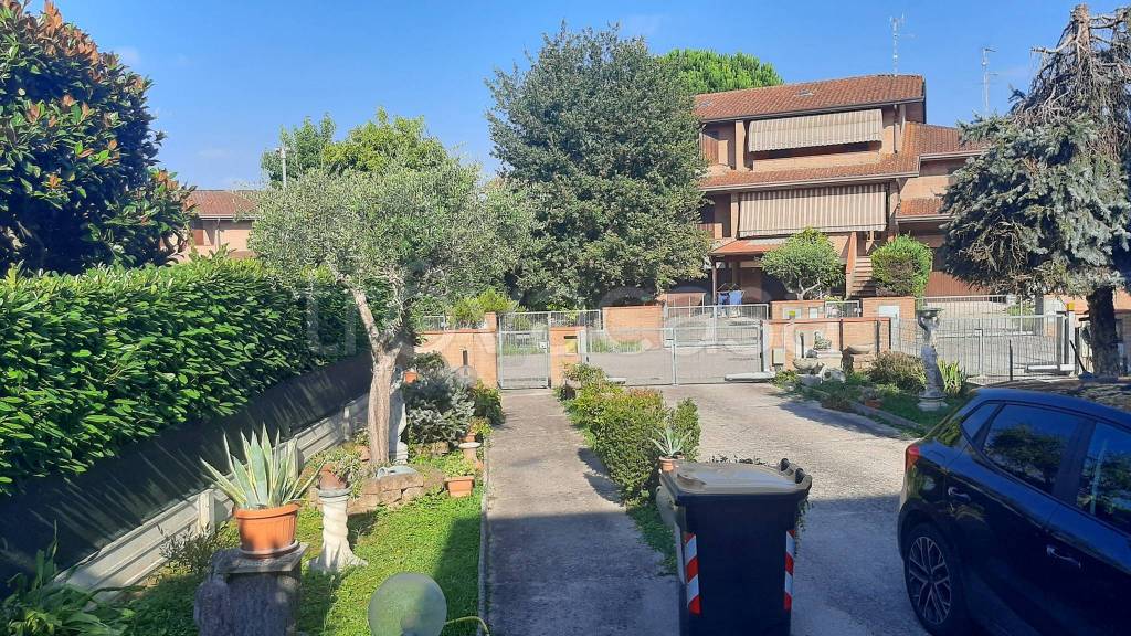 immagine annuncio 1 di 15