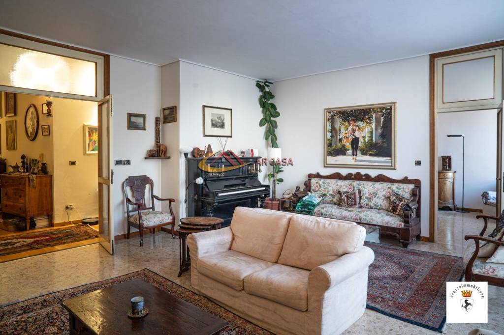 immagine annuncio 1 di 8