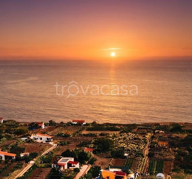casa indipendente in vendita ad Ustica