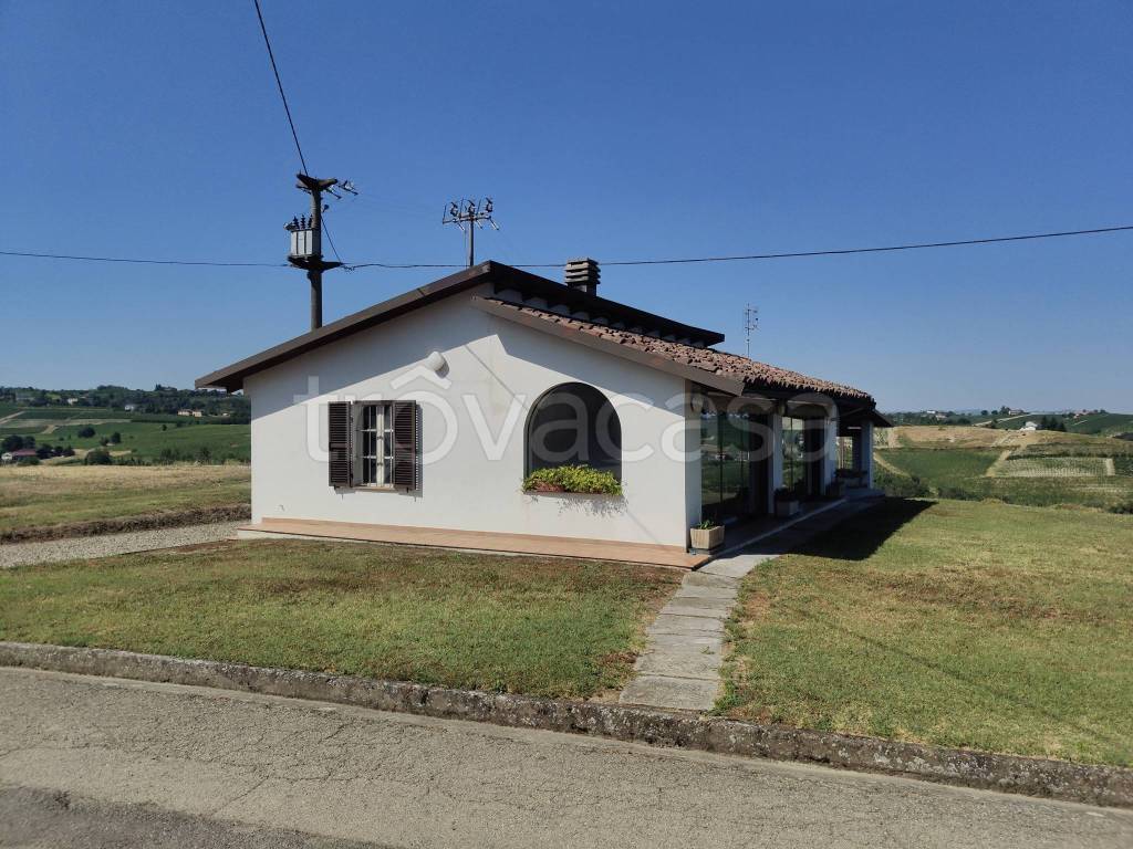 casa indipendente in vendita a Mombaruzzo