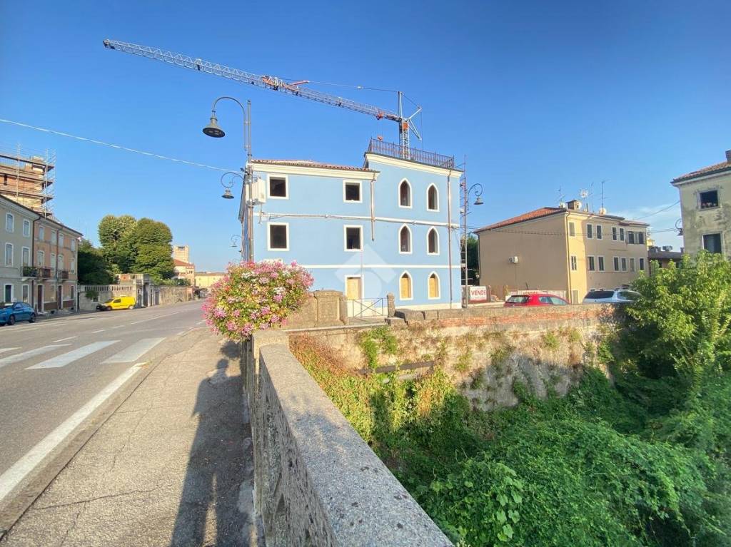 immagine annuncio 1 di 13