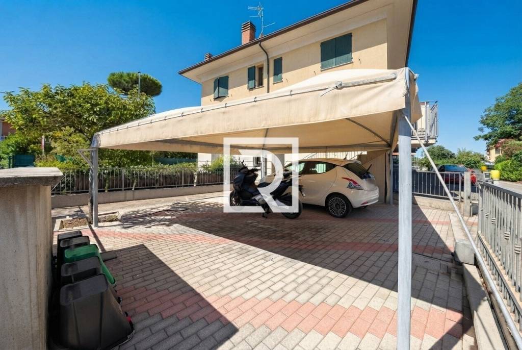 immagine annuncio 1 di 14
