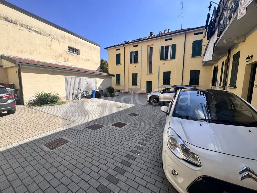 immagine annuncio 1 di 14