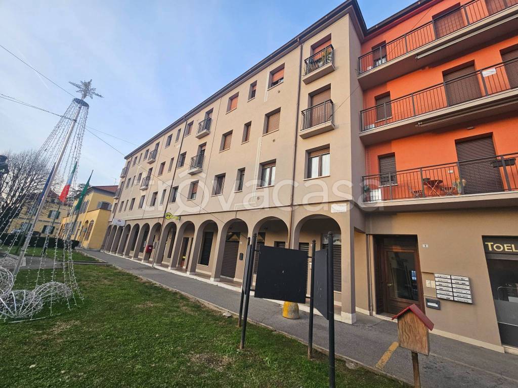 immagine annuncio 1 di 12