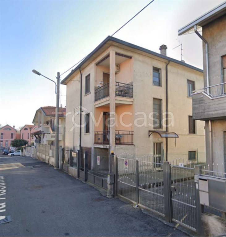 immagine annuncio 1 di 15
