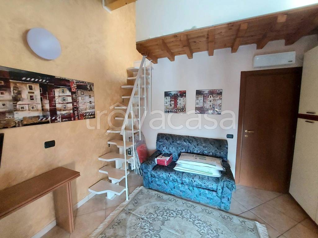 immagine annuncio 1 di 8