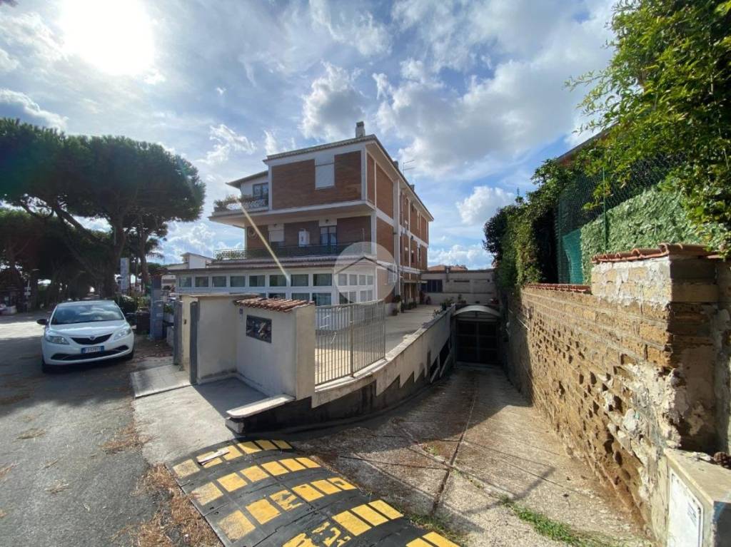 immagine annuncio 1 di 9