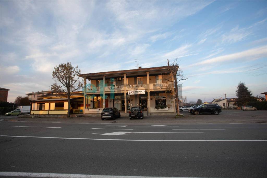 casa indipendente in vendita a Rivergaro in zona Niviano