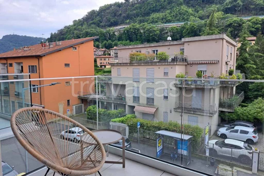 appartamento in affitto a Como in zona Como Centro
