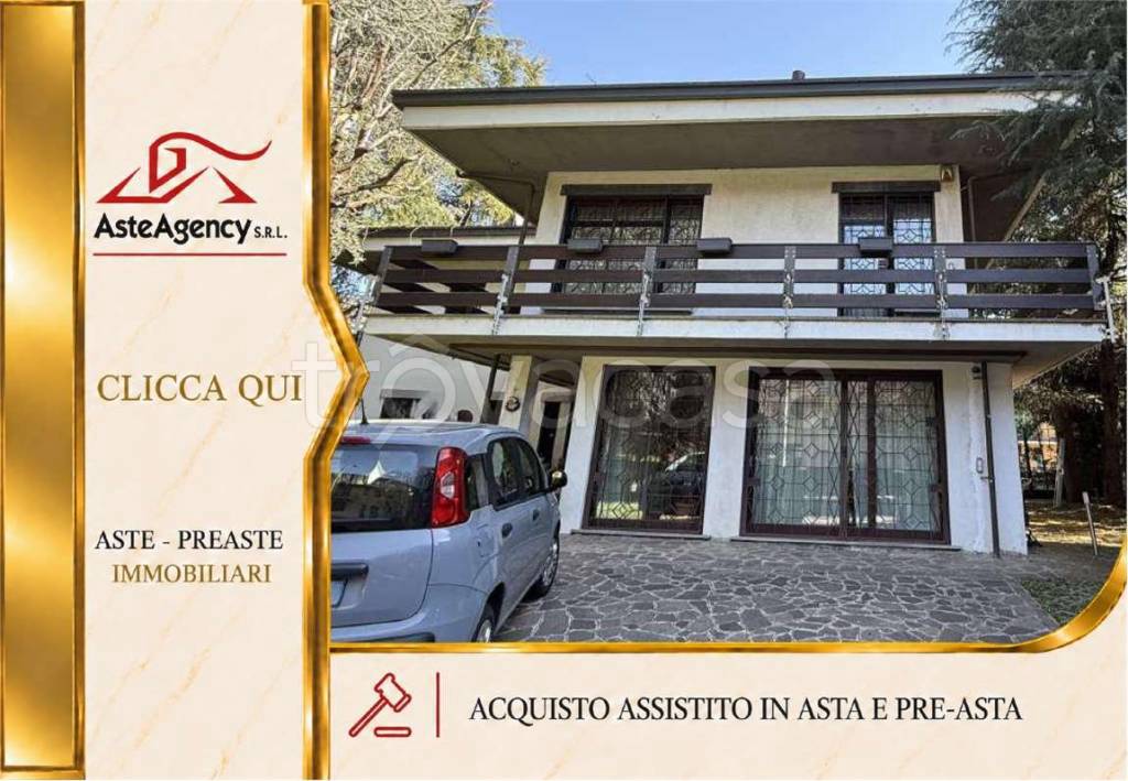 casa indipendente in vendita a Vimercate