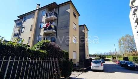 appartamento in vendita a Macherio in zona Belvedere