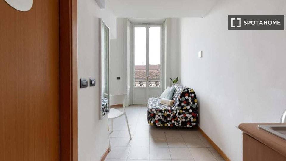 appartamento in affitto a Milano in zona Cadorna