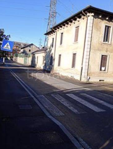 ufficio in vendita a Saronno in zona Fusetti