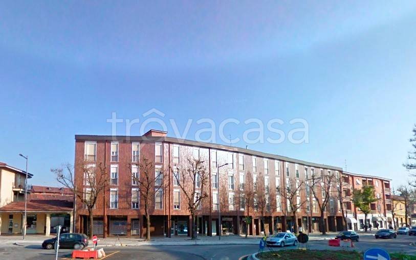 box auto in affitto ad Arcore