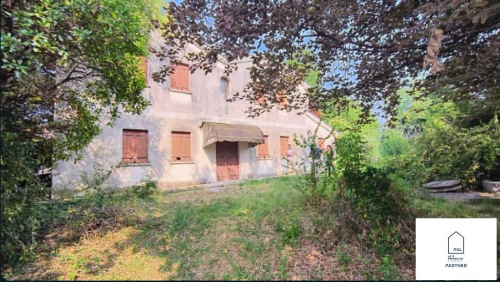 casa indipendente in vendita a Montebelluna
