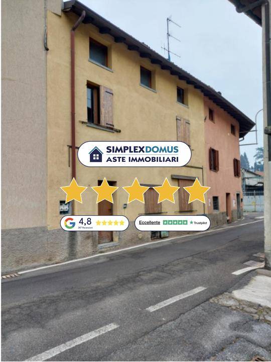 appartamento in vendita a Valbrona in zona Visino