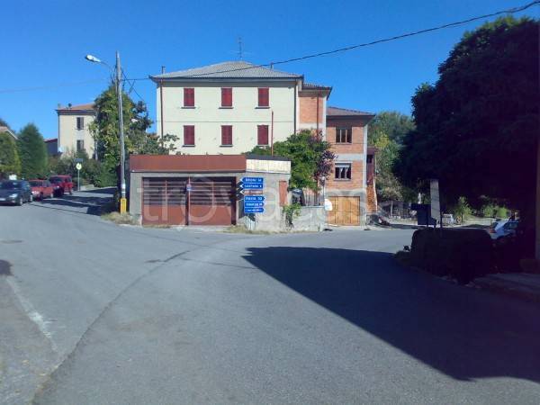 Negozio Alimentare in in vendita da privato a Montecalvo Versiggia frazione Crocetta