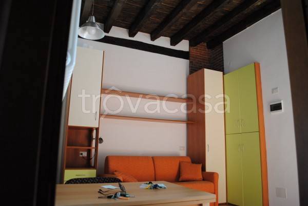 immagine annuncio 1 di 8