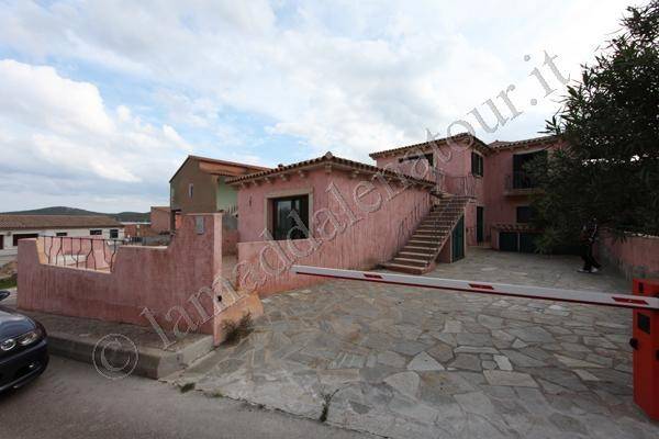 Villa a Schiera in vendita a Santa Teresa Gallura strada Porto Pozzo Curichena