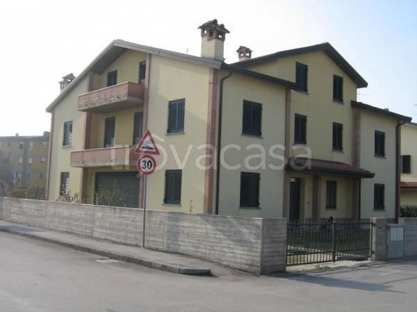 Villa Bifamiliare in vendita a Molinella via Don Giovanni Minzoni, 8