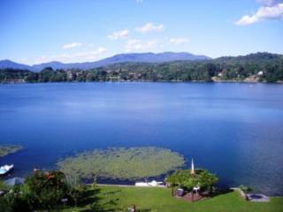 Terreno residenziale in vendita a comabbio via labiena