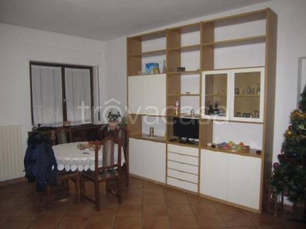 Appartamento in vendita a San Colombano al Lambro via Valsasino
