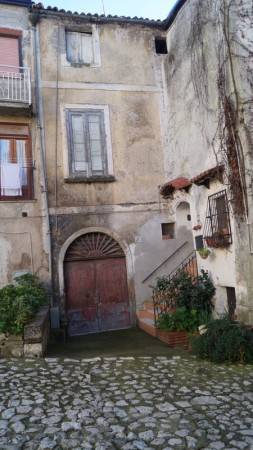Casa Indipendente in vendita a Caiazzo via San Pietro