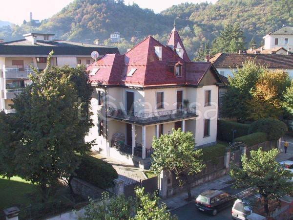 Villa in vendita a Domodossola via Calpini