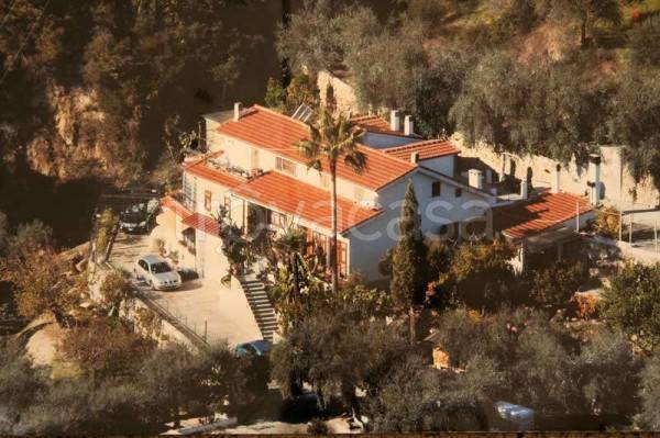 Villa Bifamiliare in vendita a Camporosso via Ciaixe, 44