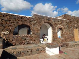 Villa in in vendita da privato a pantelleria vicolo san fortunato