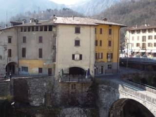 Pub in in vendita da privato a san giovanni bianco via guglielmo gratarolo, 2