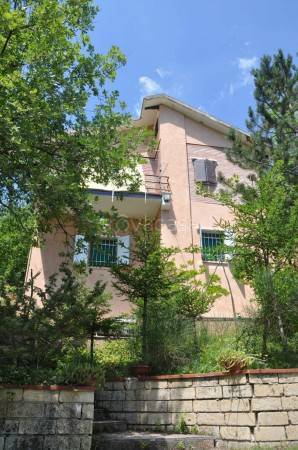 Villa in vendita a Sarnano strada provinciale 120