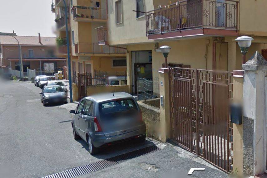 Laboratorio in affitto a Lamezia Terme via Nicola Nicotera, 34