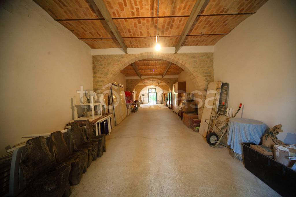 Casale in in vendita da privato a Montefino contrada Muraglie