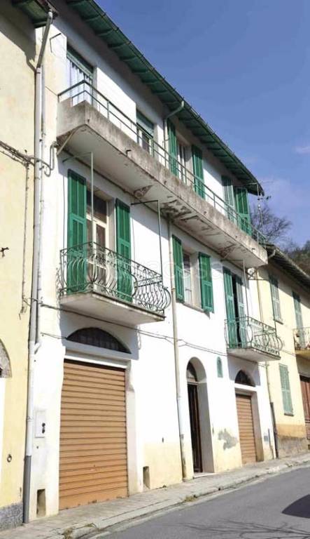 Casa Indipendente in vendita a Pigna corso Lodovico Isnardi
