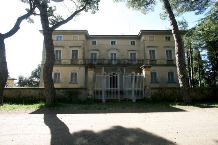 Villa in vendita a Pomarance