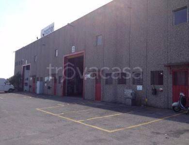 Capannone Industriale in vendita a Mornico al Serio via Baraccone, 23