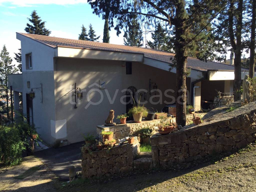Villa in vendita a Cassano delle Murge via Alcide De Gasperi, 22