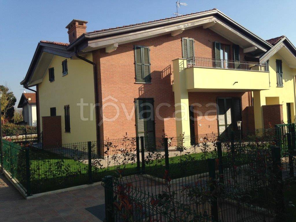Villa a Schiera in vendita a Cislago via Santa Sofia