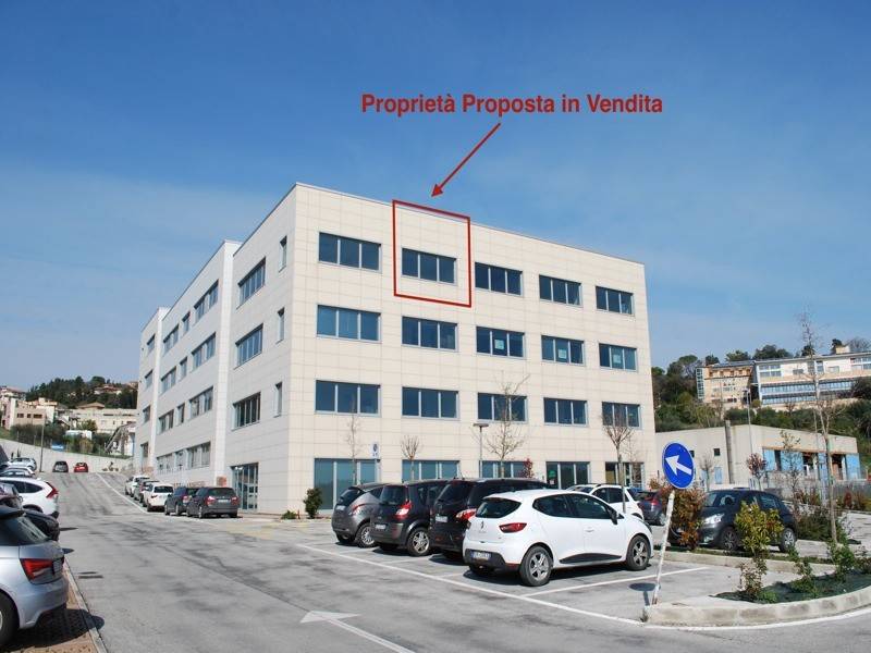 Ufficio in vendita a Osimo via San Gennaro, 28