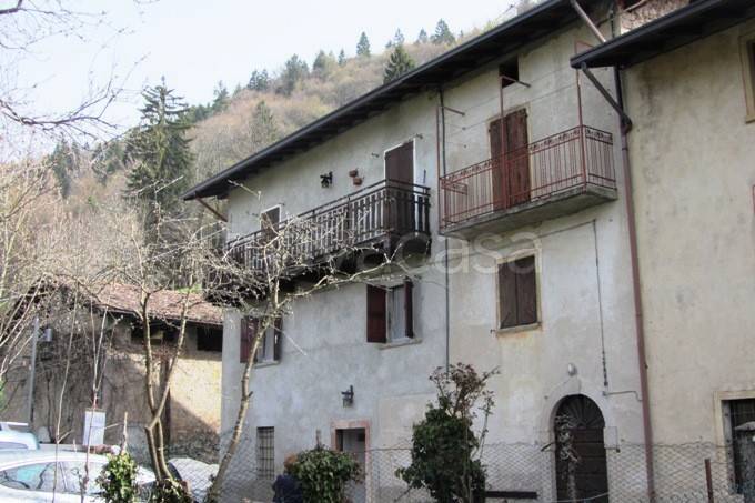 Casa Indipendente in vendita a Costa Serina via Lombardia, 4